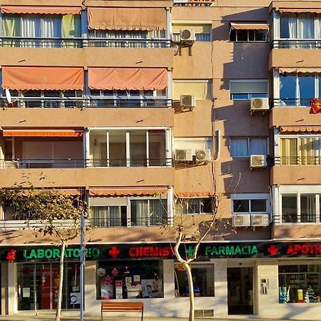 Modern Apartment Right In The Heart Of Benidorm Exteriör bild