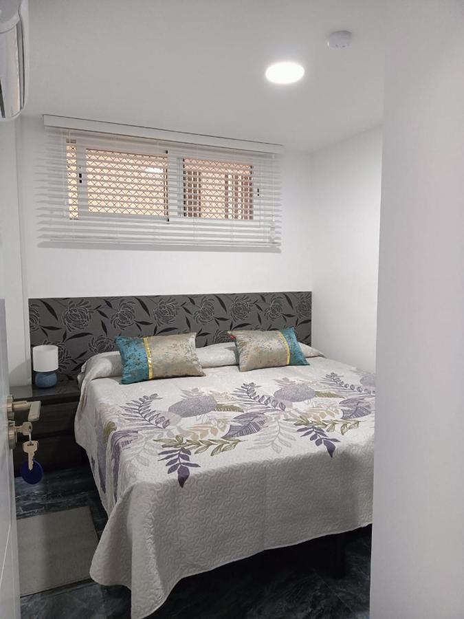 Modern Apartment Right In The Heart Of Benidorm Exteriör bild